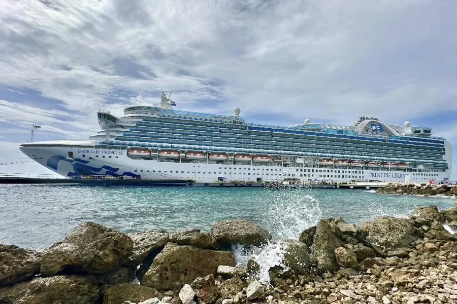 Emerald Princess Itineraries 2025 With Distances Between Ports Crew Center